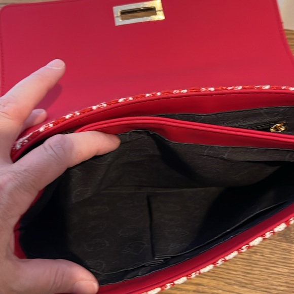 Hello Kitty Boxlunch exclusive houndstooth crossbody with matching wallet - Picture 8 of 11